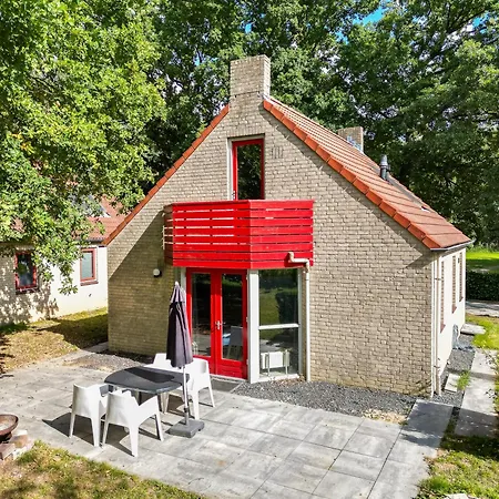 6 - Persoons Lakeside 61 *