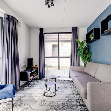 6 - Persoons Lakeside 61 * Ewijk