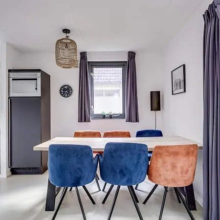 6 - Persoons Lakeside 61 بيت للعطل Ewijk