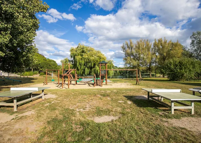 6 - Persoons Lakeside 61 * Ewijk